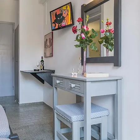 Star Apartment